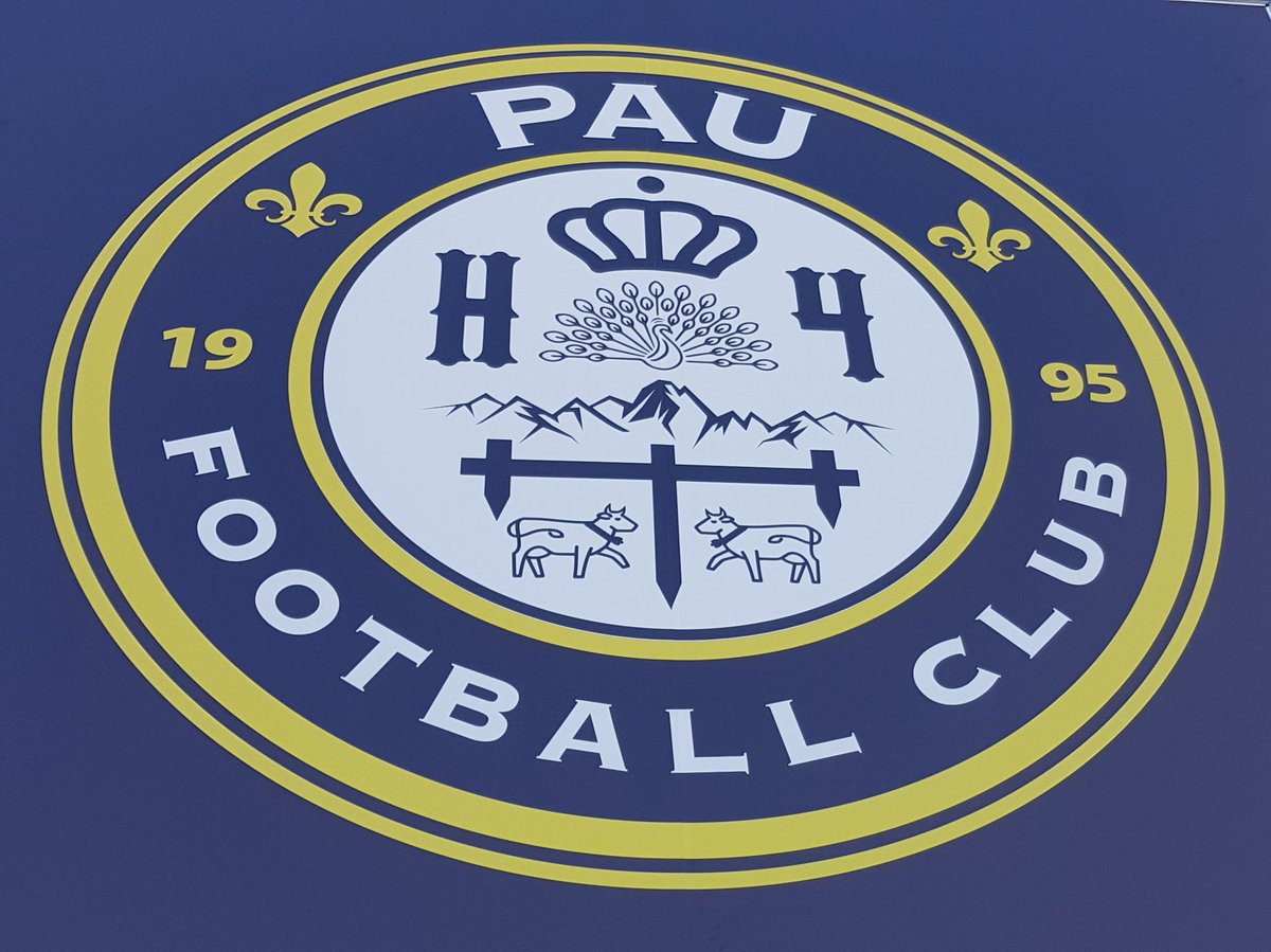 PoliceNat64's tweet photo. [#Ligue2]
Ce soir nos 👮‍♂️👮‍♀️sont présents pour sécuriser le @noustecamp de @Ville_Pau pour la 20ème de championnat. 
Bon match ⚽️ à toutes et tous. https://t.co/fiANUvt46X