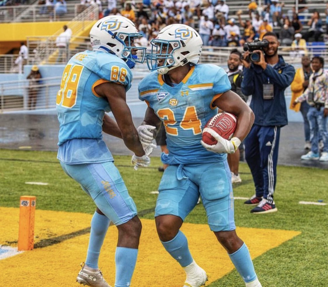 August Pitre III™ tweet media