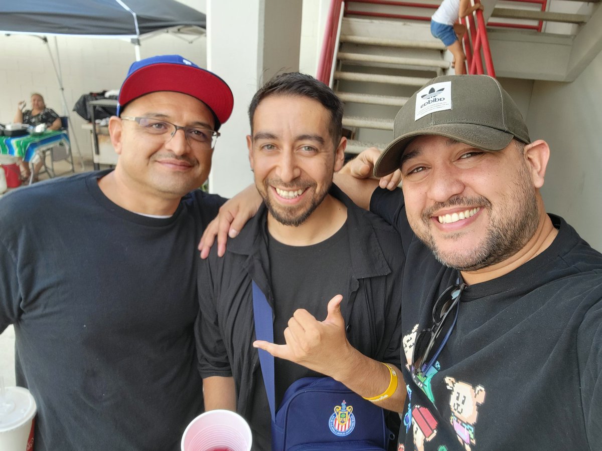 Gm 👋 

Met up with a few familiar faces yesterday ath the @ExoticsDao event.