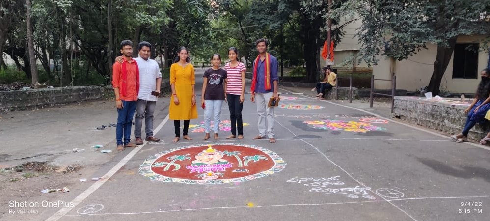 ABVPTelangana's tweet photo. Karyakarthas Of ABVP JNTU - Hyderabad Organised Rangoli competition in campus. In the presence of NEC Member @JhansI_IND, Around the campus various community students were participated with great enthusiasm. https://t.co/Gtg2cqJvCR