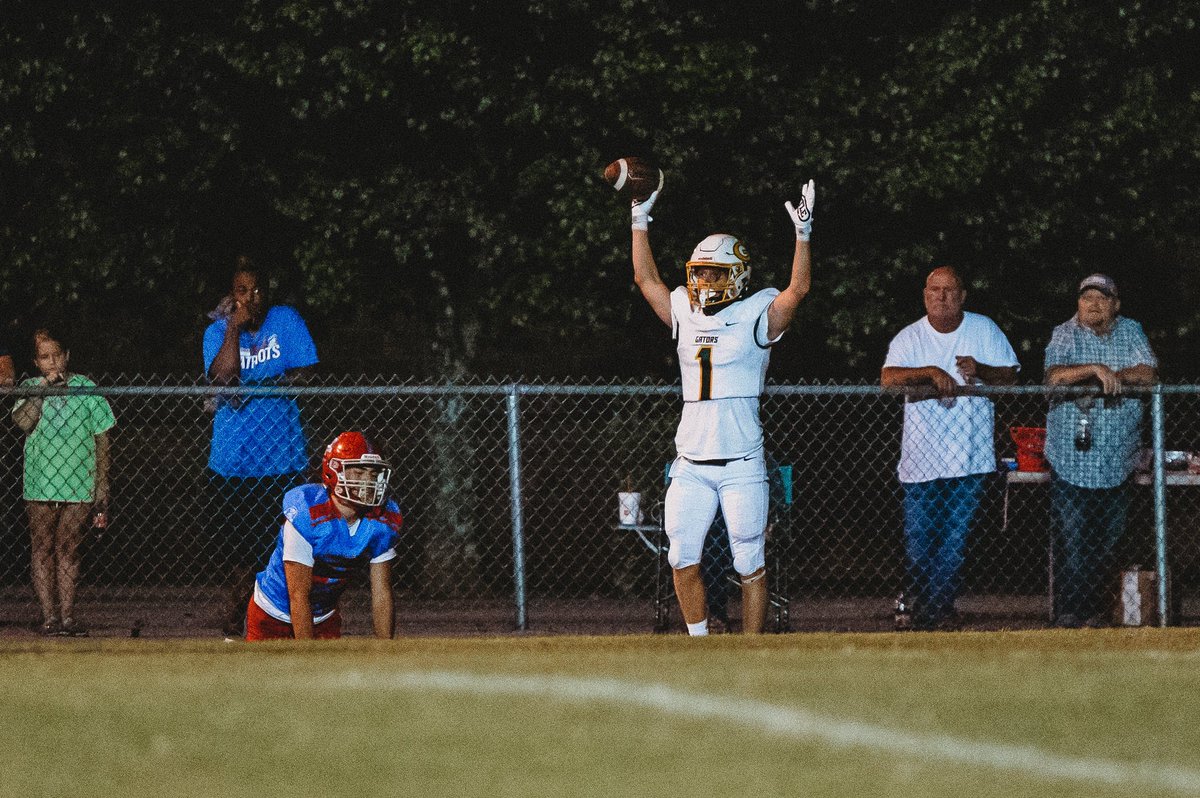 officialTTrent's tweet photo. #BeatWarrenCentral week @CoachAdams9 @GHSGatorFball https://t.co/Qv0SEWyOmE