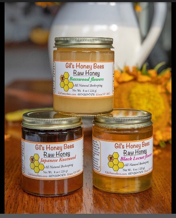 A flavor from each season captured in our honey jars 🐝 🍯 
.
.
.
.
.
.
#rawhoney #gilshoney #flx #fingerlakes #madeinny #nymade #honey #roshhashanah #happynewyear #jewishnewyear #honeygift #etsyshop instagr.am/p/CiIjapJOZcw/