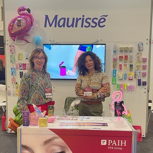 Maurisse_com's tweet photo. We are happy to be part of this wonderful event♥️. We share the energy of the largest cosmetic fair in Latin America, full of business meetings and great people from all over the world🔥. Greetings from Sao Paulo🇧🇷.
@PAIH_pl #expocenternorte #selfieproject #biotaniqe #onskin https://t.co/lyKssg0RMK