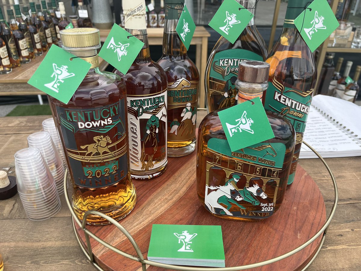 IgnitionSpirits's tweet photo. Day 3 @KYDownsRacing - featured bourbon of the day @Elijah_Craig gracing the winner's circle good luck all! https://t.co/pIeiAbzqS2