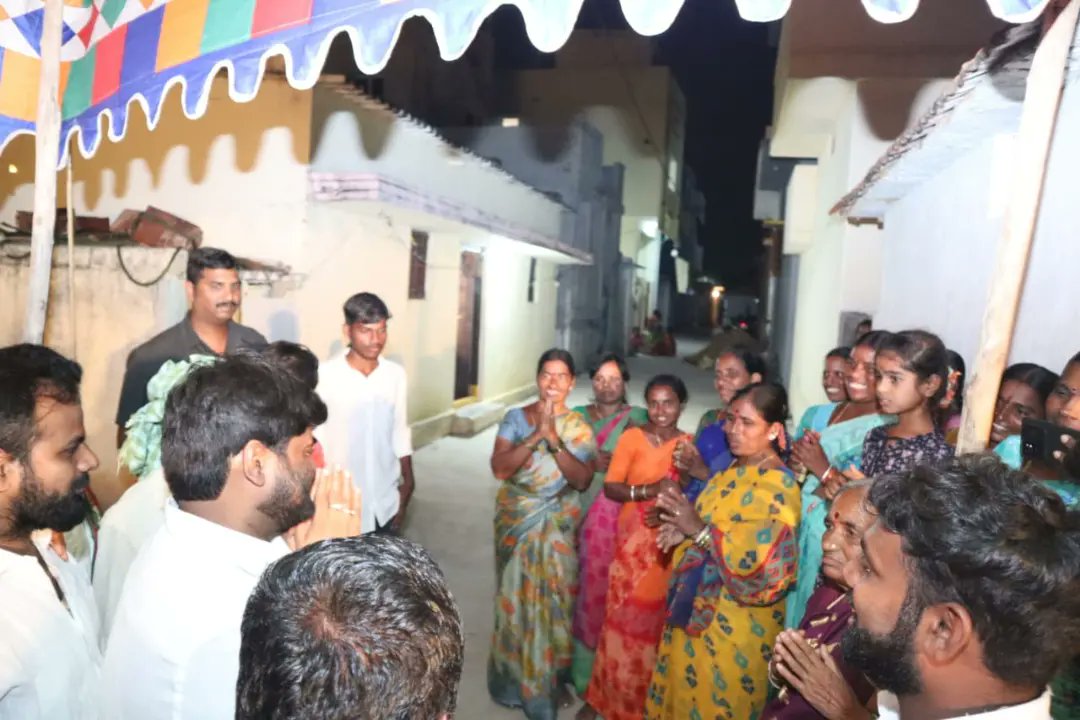 TSR4BJPIndia's tweet photo. సుల్తాన్ పల్లి, శంషాబాద్ లో జరిగిన వినాయకుని పూజ కార్యక్రమంలో పాల్గొనడం జరిగింది.
#BJPCorporator #thokalasrinivasreddy #ganeshpooja #RajendraNagar #mailerdevpally #bjptelangana #Hyderabad https://t.co/2WXKbbTND1