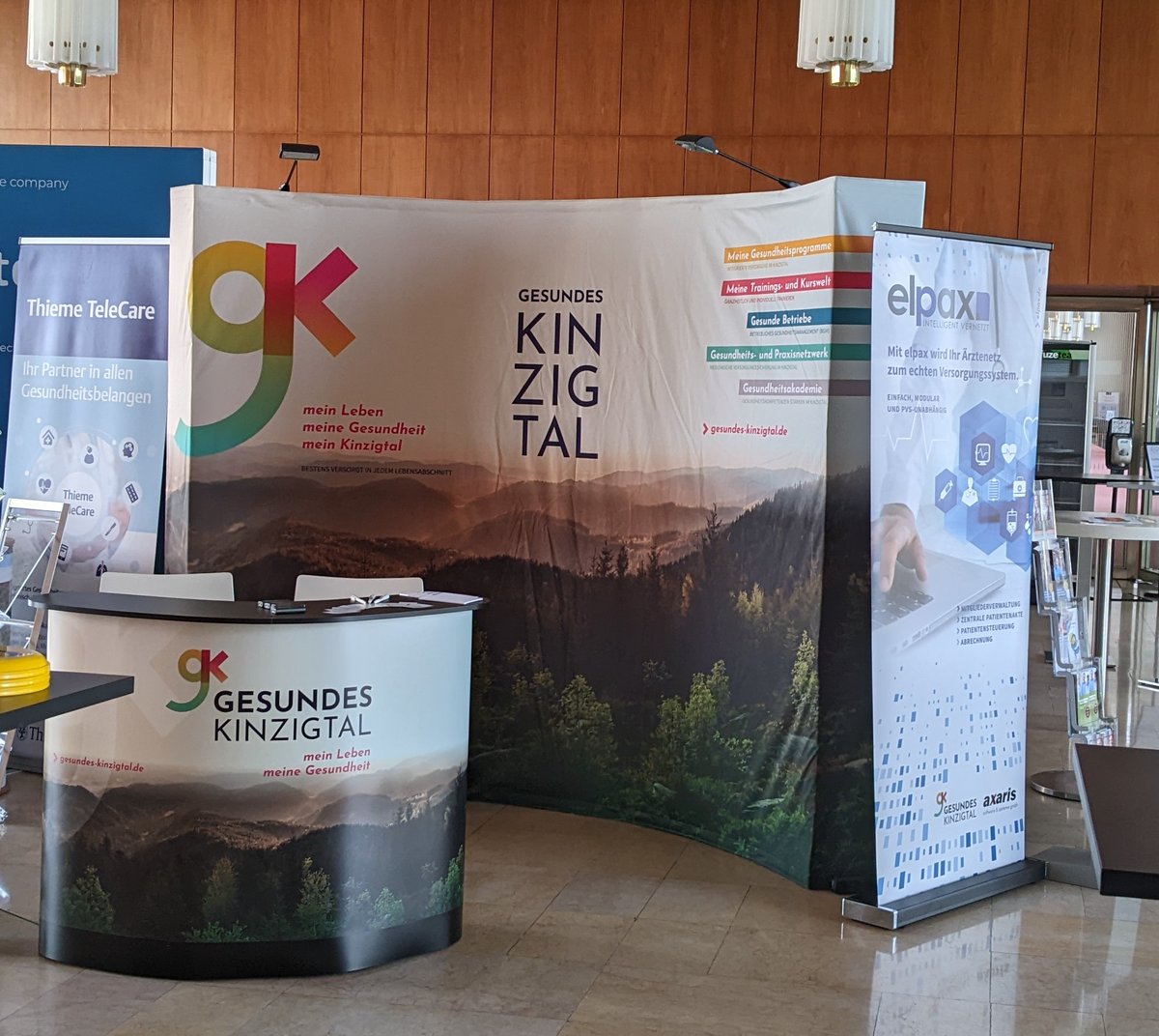Unser Gemeinschaftsstand von axaris und <a href="/GesKinzigtal/">GESUNDES KINZIGTAL</a> auf dem #KFGN22 steht!
Wir freuen uns auf viele interessante Gespräche.