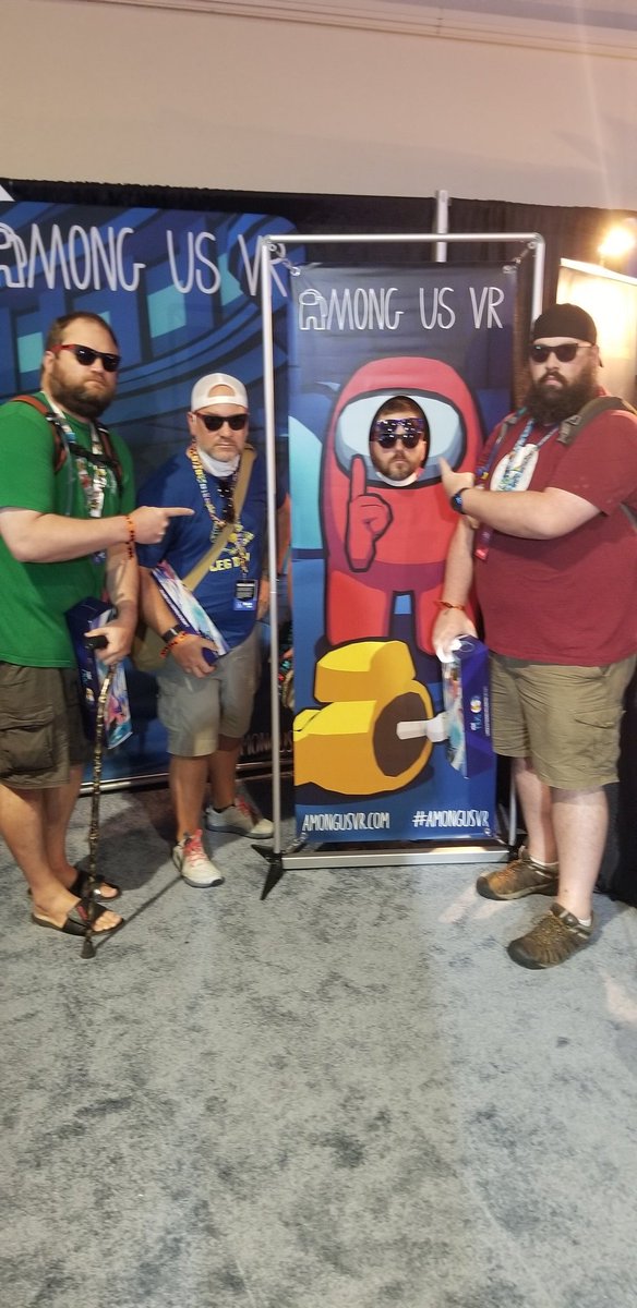splatterzgood's tweet photo. @AmongUsVR https://t.co/iVZAX9cC4g