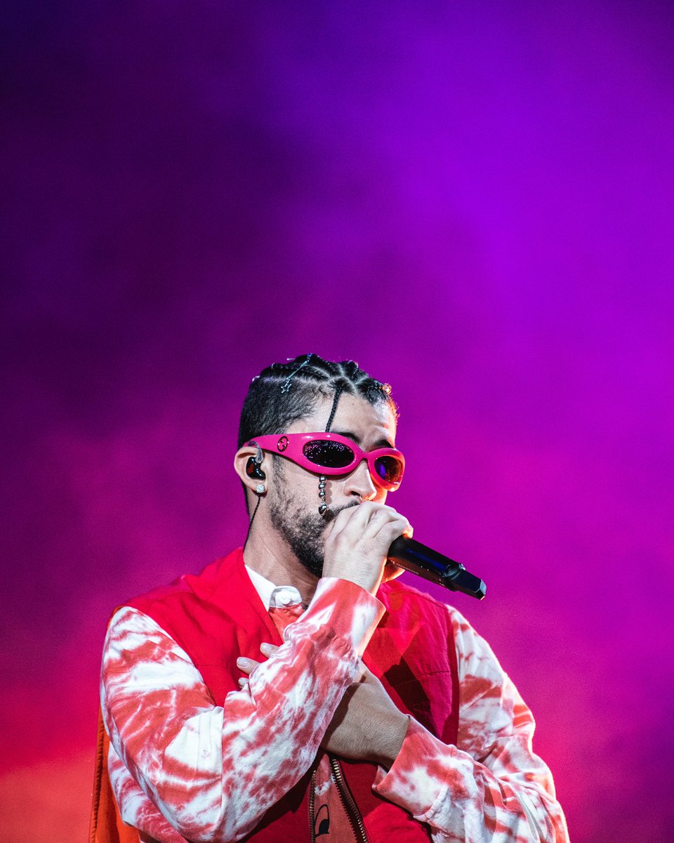 ryanxlockard's tweet photo. @sanbenito Made In America Festival 2022 shot by me📸 @MIAFestival #MadeInAmerica #badbunny https://t.co/csjQuDZpLn