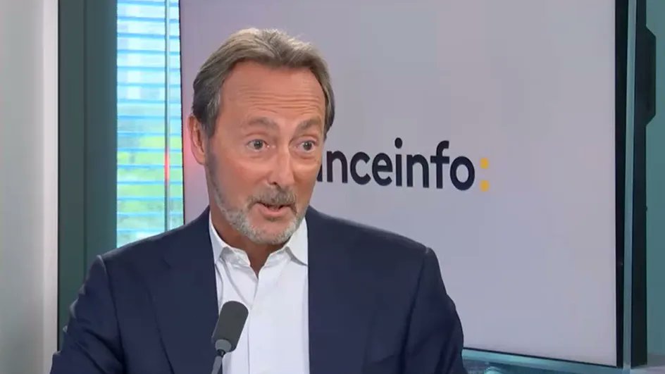 franceinfo's tweet photo. VIDEO ▶ "Nous sommes un anti GAFA, nous ne collectons pas les données", affirme Fabrice Brégier, président de Palantir France

À retrouver dans L'invité éco présenté par @isaraymond 
https://t.co/TFD8lmsnLi https://t.co/Mc4RC8AF9C