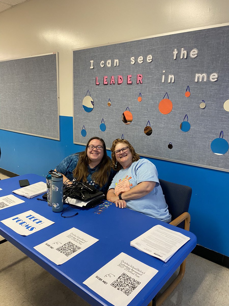 The HIGHLIGHT of the week- our Back to School Meet and Greet Event! It was wonderful to see our Brader students and families fill the halls! 
Who else is excited for a new school year?! 💙🐯 
#thisiswhereibelong <a href="/ChristinaK12/">Christina School District</a>