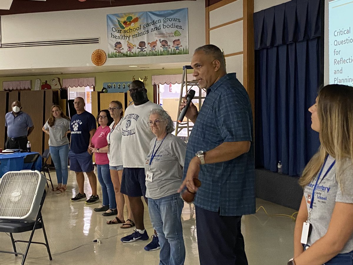 HenryBraderES's tweet photo. Starting off the 22-23 school year with a restorative practices refresher from Mr. Korr, team building activities, connecting with out WHY, and more! 🐯#ChristinaStrong #thisiswhereibelong https://t.co/UsSN5361pM