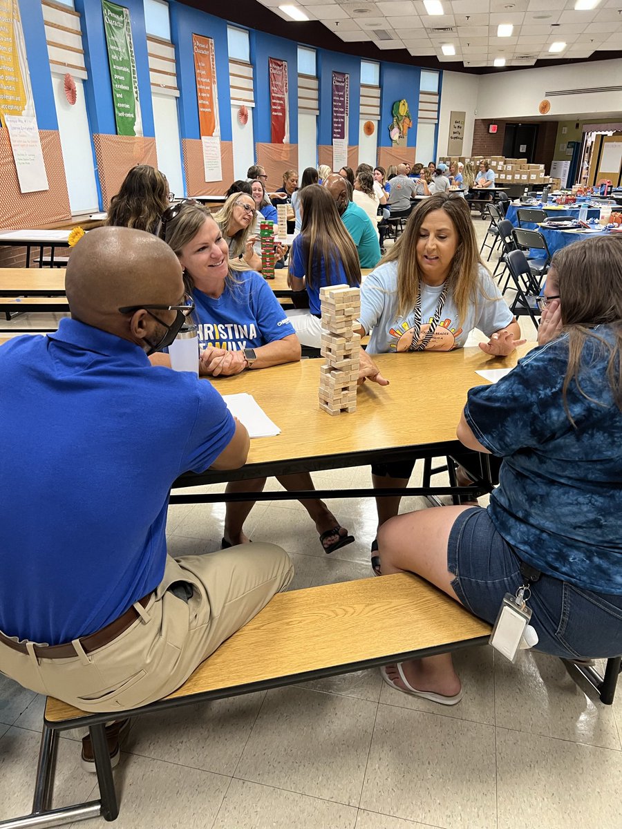 HenryBraderES's tweet photo. Starting off the 22-23 school year with a restorative practices refresher from Mr. Korr, team building activities, connecting with out WHY, and more! 🐯#ChristinaStrong #thisiswhereibelong https://t.co/UsSN5361pM