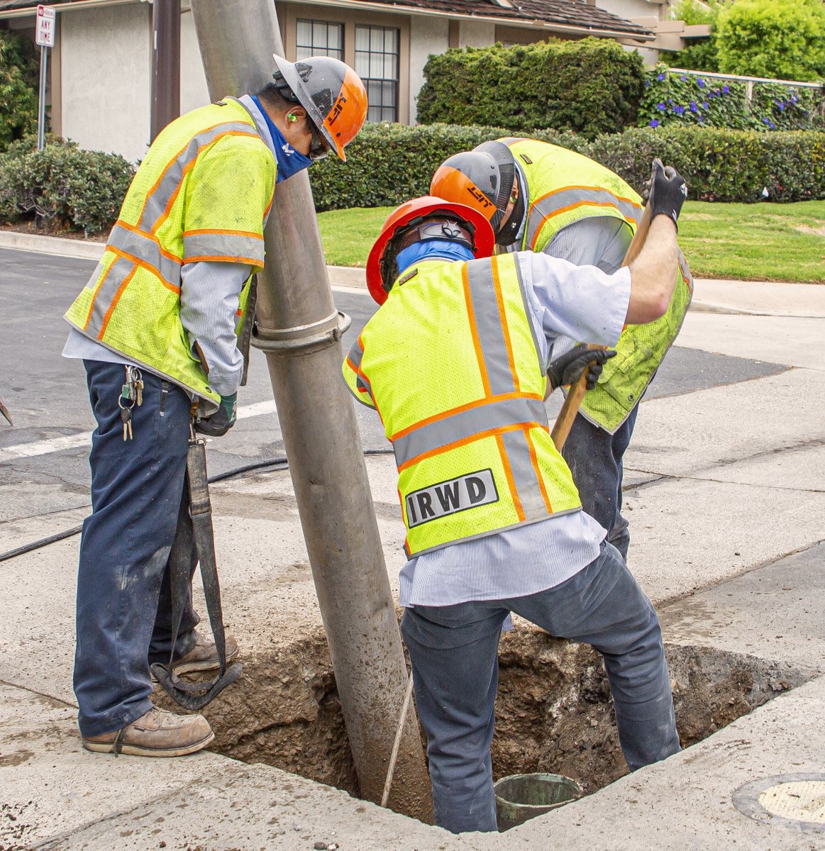 IRWDnews's tweet photo. Happy Labor Day!! IRWD offices are closed today -- but here's to everyone still out there working today, including our field and operations staff who keep things moving smoothly at all hours, every day of the year. ๐ #DirtyJobs #HeartForCommunity https://t.co/Pa0TpxWavp
