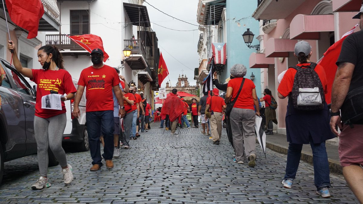 #PalCarajoLUMA | Da inicio el piquete Luma va pa' fuera frente a Fortaleza convocado por el <a href="/MST_PR/">Movimiento Socialista de Trabajadorxs</a> y Trabajadorxs y Estudiantes Comunistas por el Cambio Social.