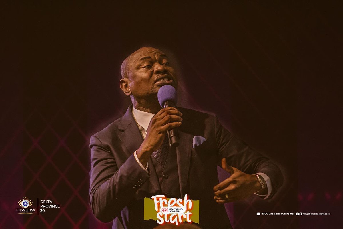 RCCGCCFOFFICIAL's tweet photo. Topic: Fresh Start
Text: Genesis 1: 1-3

Fresh Start means a brand new beginning, new levels, uncommon dimensions and Fresh Laughter.

Ministering: Pastor E.E Emefienim 

#championscathedralfamily #deltaprovince20 #rccg #rccgworldwide #breakthroughencounter #freshstart https://t.co/owAOeQPm35