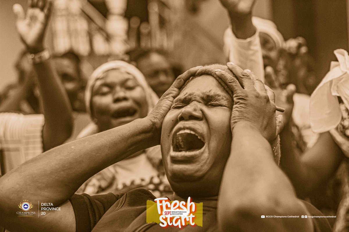 RCCGCCFOFFICIAL's tweet photo. Topic: Fresh Start
Text: Genesis 1: 1-3

Fresh Start means a brand new beginning, new levels, uncommon dimensions and Fresh Laughter.

Ministering: Pastor E.E Emefienim 

#championscathedralfamily #deltaprovince20 #rccg #rccgworldwide #breakthroughencounter #freshstart https://t.co/owAOeQPm35