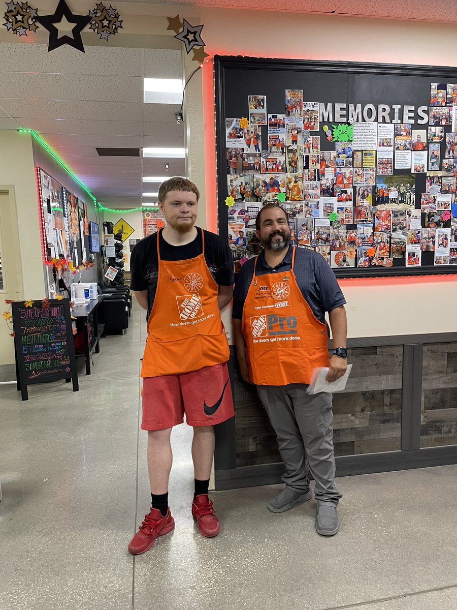 jrp6537HD's tweet photo. This Team of Ofas ( Delivery Team ) is been working super hard having those order of Drywall and Block banded and cover ready to ship every day for our customer DR Horton Thanks Team @jaycglenn @derekfleming @Shirley6380ASDS @TheMighty6951 @titacolina https://t.co/kNPRCIeBZ7
