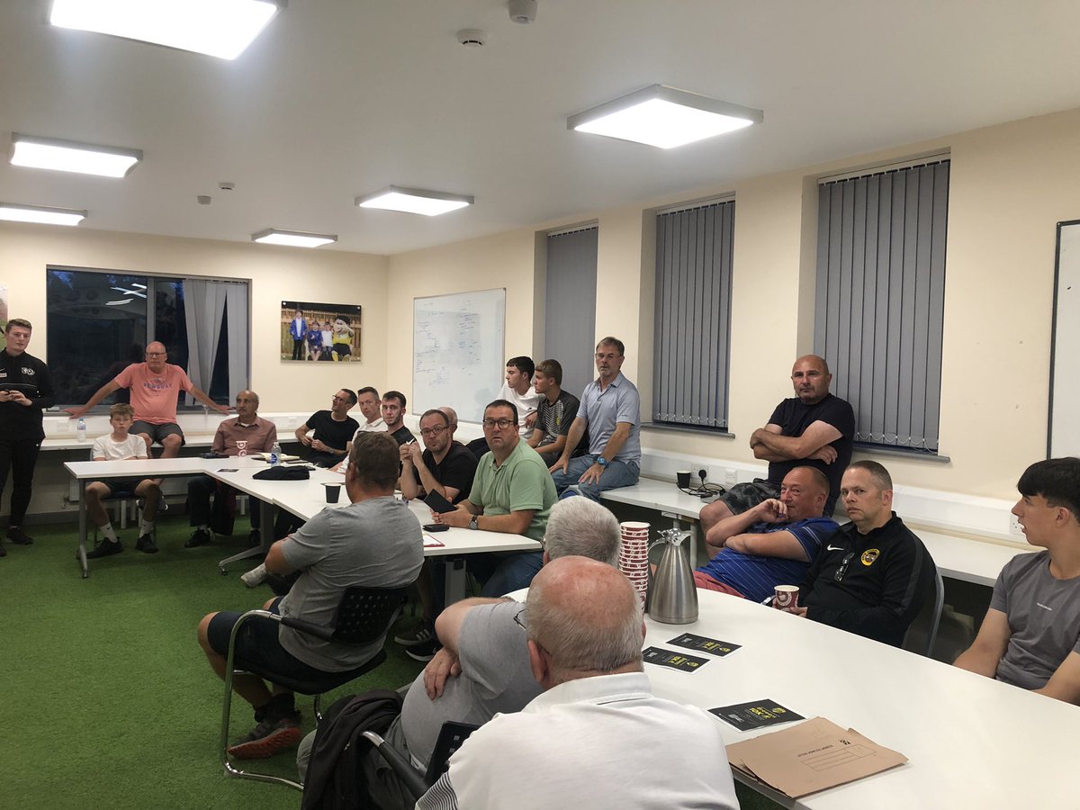 BurtonReferees's tweet photo. WE ARE BACK!!
Great to see many here at @BurtonAlbionCT Hub for our 1st meeting! Big thanks to @BirminghamFA RDO Kieran Forrest for joining us. Looking forward to supporting local referees and developing our talented officials! #LoveTheWhistle #WeAreReferees #DevelopingReferees https://t.co/DOnfrDKmRY