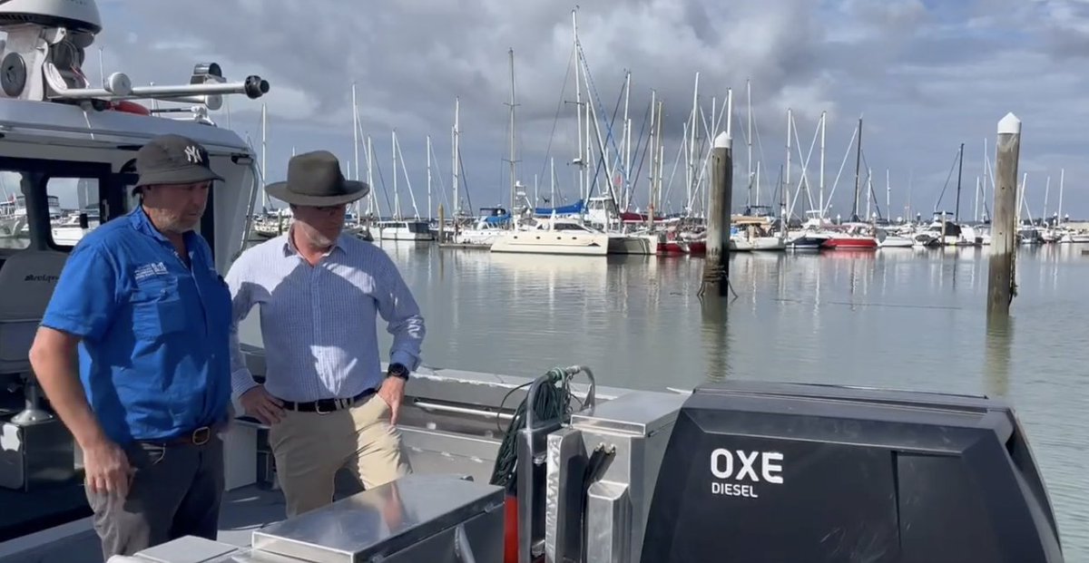 btb_marine's tweet photo. A few more pics of @btb_marine's latest new-build 750ULR ultra long range workboat powered by a 300hp @OXEDiesel outboard engine, giving 32 knots at 3800 rpm. At 22 knots cruising speed, the ULR has a range of 680 nautical miles per 600l tank of diesel.
#ultralongrange #workboat https://t.co/cHQGVJ3cxW