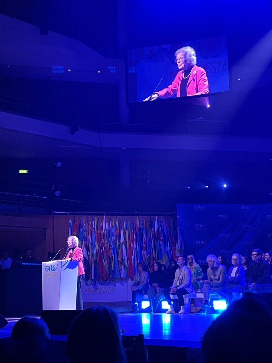 Mary Robinson, Chair of <a href="/TheElders/">The Elders</a>, gave a powerful speech on the importance of leadership in a challenging world and shared a message of hope for all upcoming young leaders at the #OYWOpeningCeremony tonight.

'What if our best world is still ahead of us? It is.' 🌻