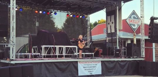 MorganWilkMusic's tweet photo. My Labor Day weekend included performing an acoustic set in Palmer! It’s not much work when it means everything to you to get to do it!  
#morganwilkmusic  #kansas #singersongwriter 
😍❤️🎶🎵🎶🎵🎶🎵 https://t.co/u0s0awUY1r