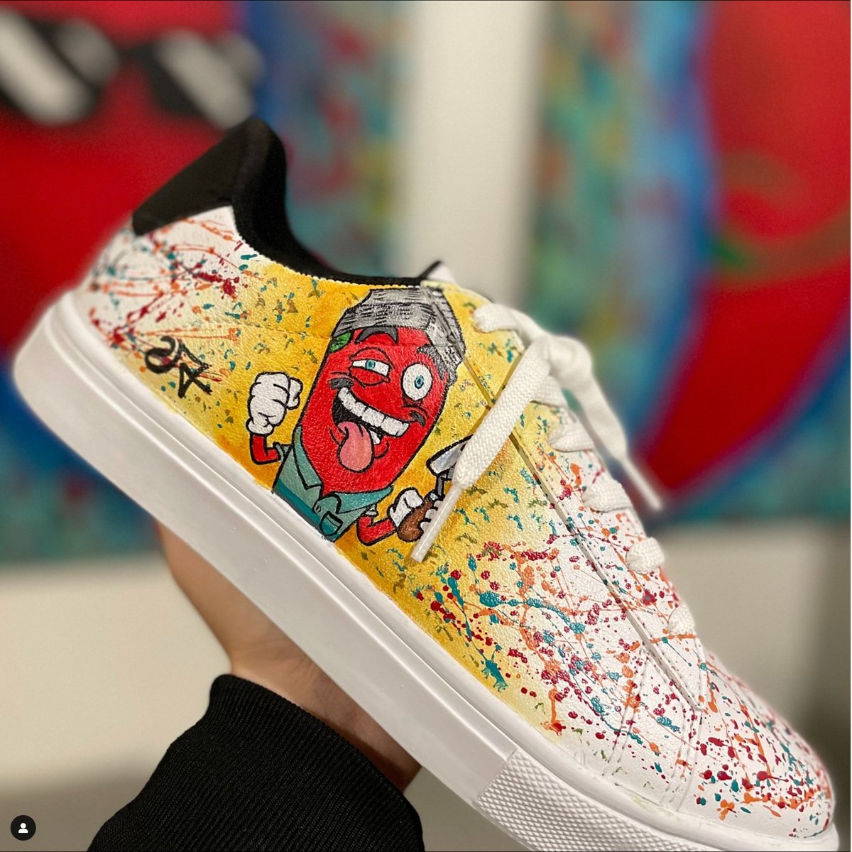 GM!🌶️🔥❤️
Excelente semana para todos!

Seguimos construyendo y preparando más increíbles tenis personalizados!

¡No olviden la venta al público próximamente!

Atentos a nuestras redes!

#NFT #NFTCommumity #NFTGiveaways #nftcollector #sneakers #custom #sneakerhead