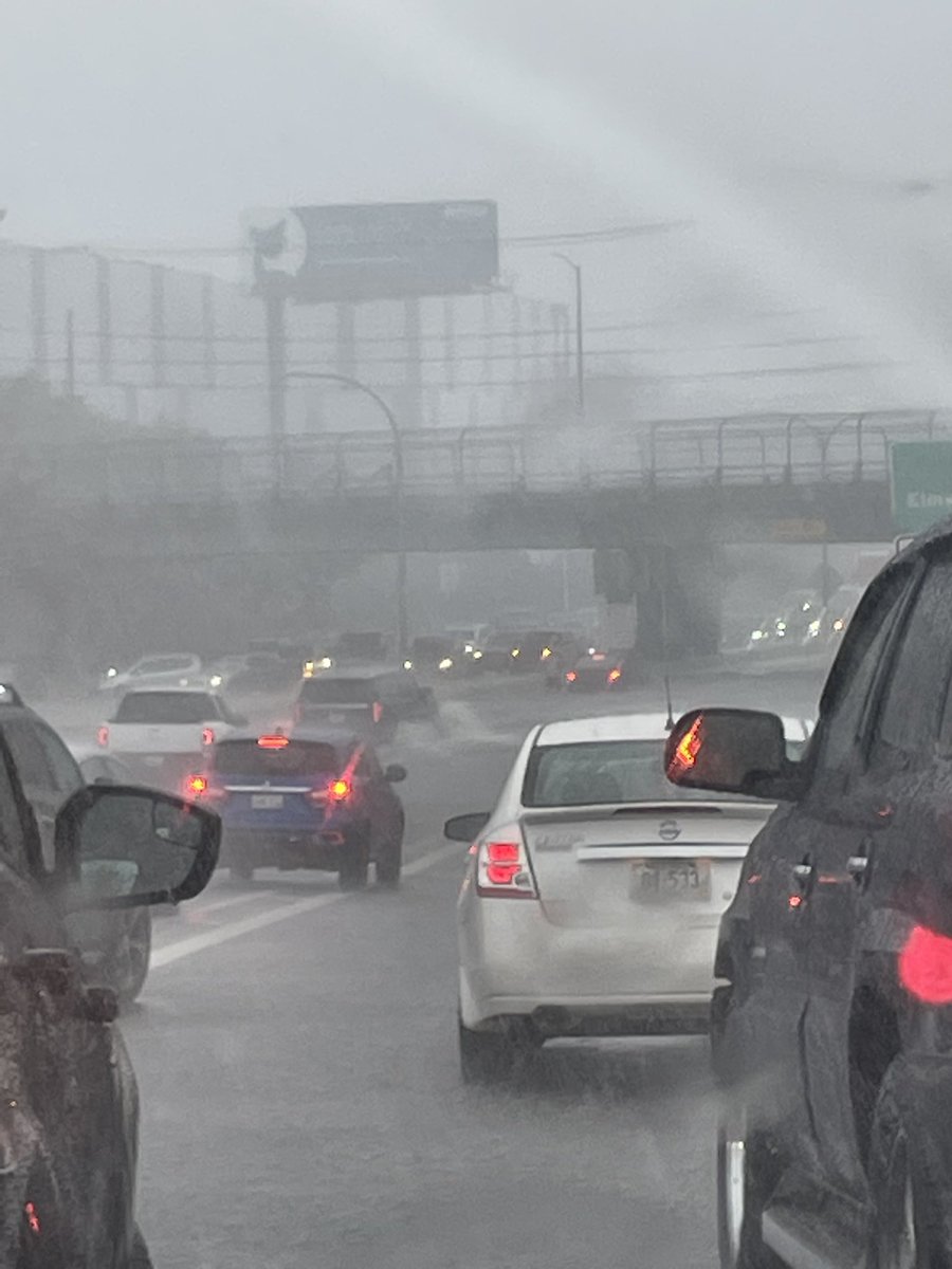 kraeburn's tweet photo. @tjdelsanto 95 just after Thurber ave is completely flooded.  Also have videos, my girlfriend is stuck in front of it right now. https://t.co/DTFAHkl6zk