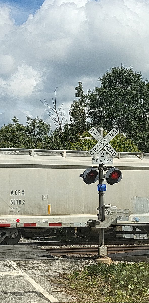 agoolsby2204's tweet photo. How are you spending your Labor Day?? @nscorp, ya'll could send a crew to break this train! Are ya'll going to give me a refund for the groceries currently spoiling? People crawling over.....but it's okay, just keep it blocked @USDOTFRA @ossoff https://t.co/RvEO5FHEAQ