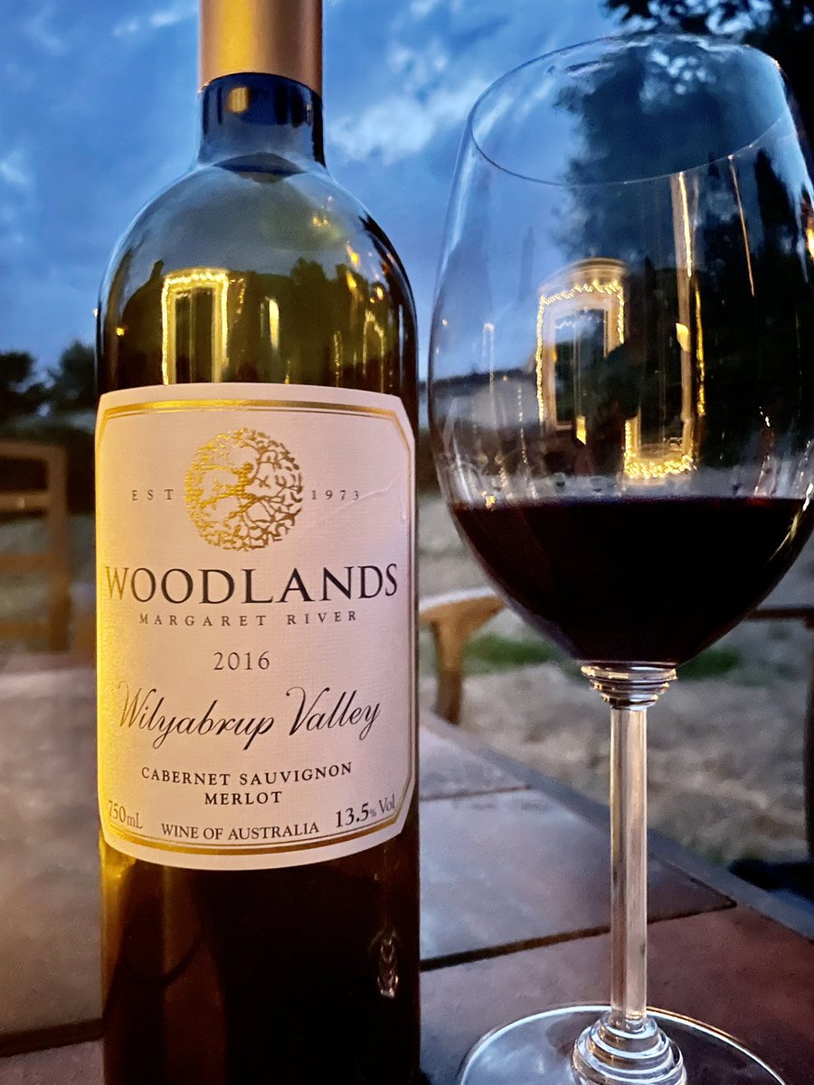 wineguy1969's tweet photo. Yum… #aussiewine #wine #redwine https://t.co/40ahJLKbZf