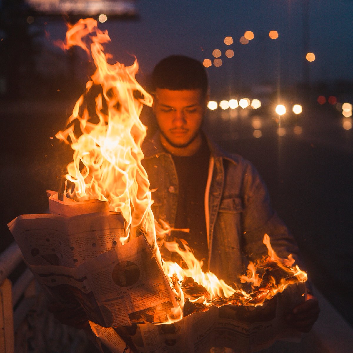 Been absolutely blown-away by the continued support for our new album "Valedictorian". We're super proud of it and love that so many people out there are enjoying it <3

#rock #ukrock #streaming #album #ukrockalbum #poppunk #punkrock #poprock #pop #spotify #album  #promoalbum