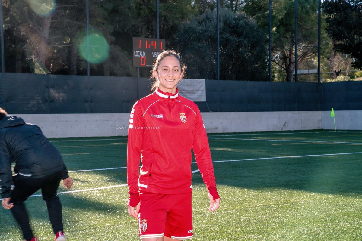 Toutes mes condoléances à <a href="/ASMFootFem/">ASM Football Féminin</a> et plus particulièrement sa famille 😞