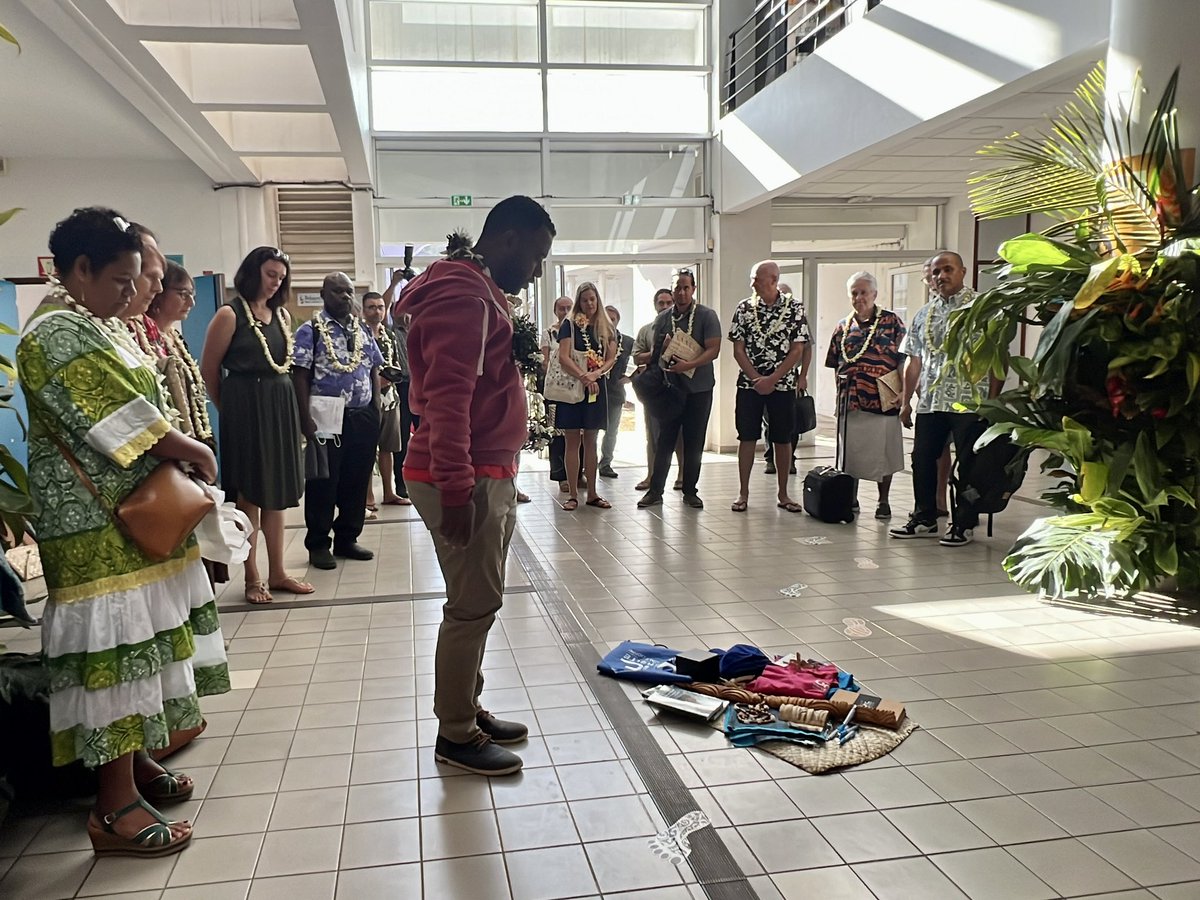 univpf's tweet photo. Ouverture du #cool12, 🇫🇷 12e #colloque de #linguistique océanienne 
🇵🇫 12ra'a o te Ta'irurura'a nō te ihireo 'Ōteania
🇬🇧 12th #Conference on #Oceanic #Linguistics

@sup_recherche @MinistereCC @lesoutremer @FranceUniv @MshPacifique #pacifique #pacific #langue #recherche https://t.co/wctbYbHx85