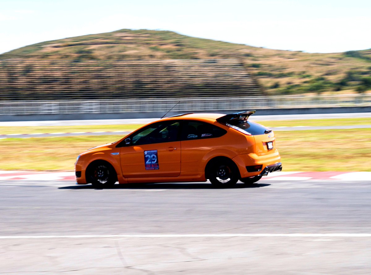 STclubMexico's tweet photo. Al principio se reirán d tu proyecto.. después te preguntaran como le haces para que este increíble!#STClubMexico #DriveSafe #TrackDaySTCM #GCPerformance #FordPerfomance #TeamFocusST #TeamFocusSTmk2 #TeamST225 #FordRacing #FordRacingTeam #FordFamily #FordSTEnthusiasts #FordSTFans https://t.co/4uNuATLTpS