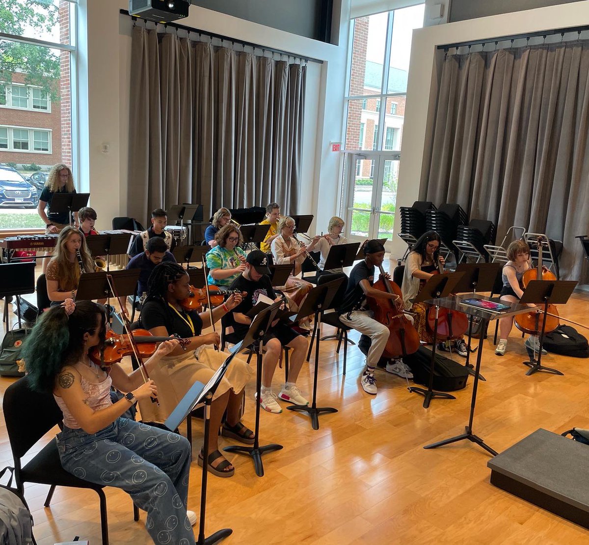 MusicMacon tweet picture