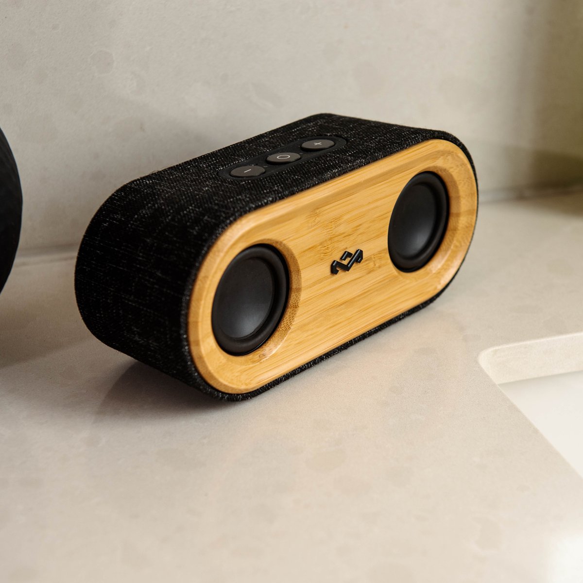 Get Together 2 Mini delivers vibrant, balanced audio with the earth in mind. This portable powerhouse is crafted with mindfully sourced materials like natural bamboo, our durable REWIND® textile, and is delivered in 100% plastic-free and recyclable packaging.