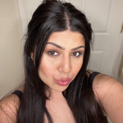 bummblebeee_'s tweet image. #NewProfilePic