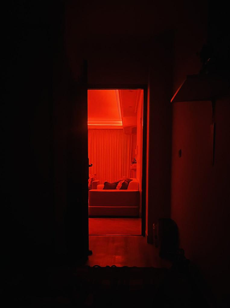 Drpedi3's tweet photo. از ضروریات خونه آیندم😉🔥
#redroom #red_room
#needs https://t.co/rUyq0yHuDR