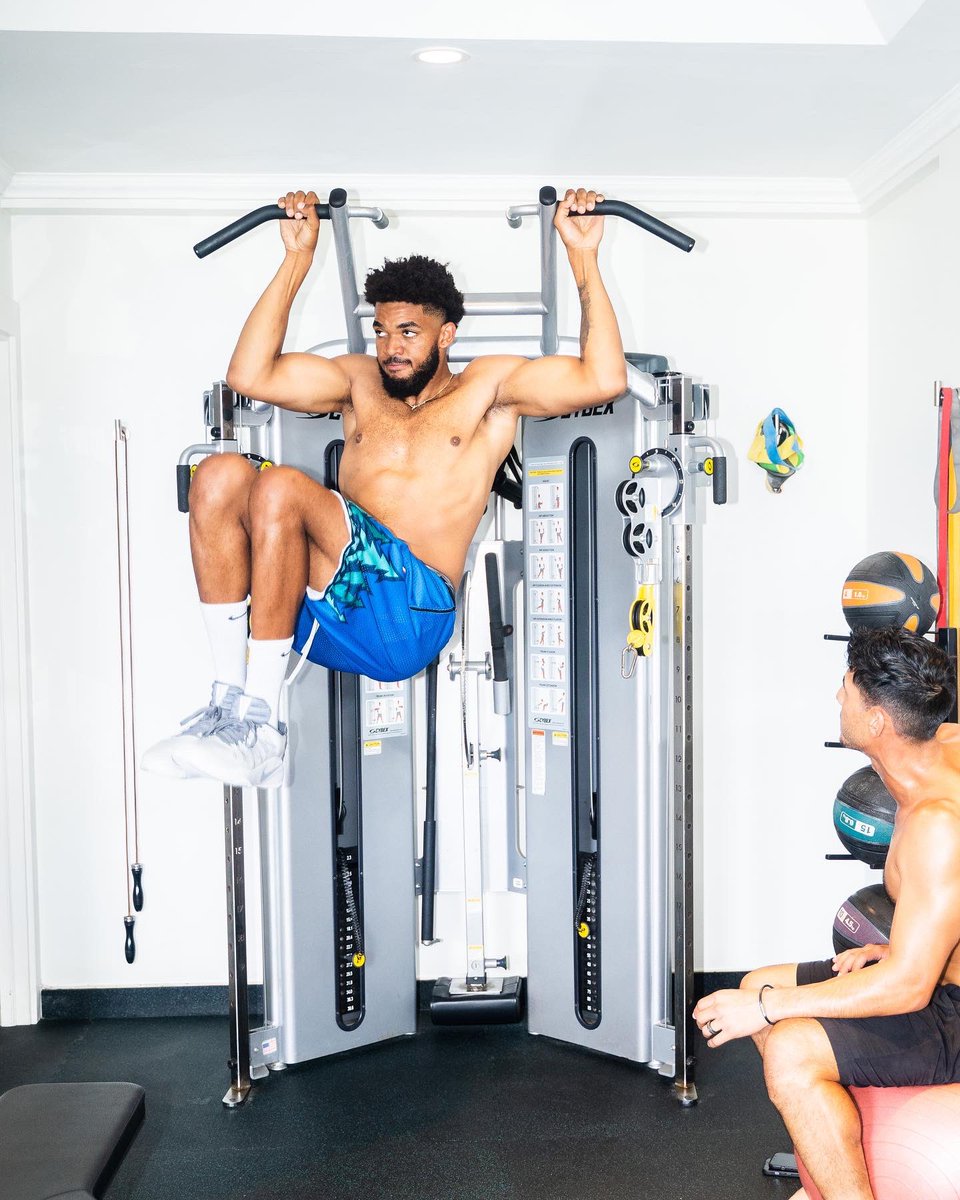 Karl-Anthony Towns tweet media
