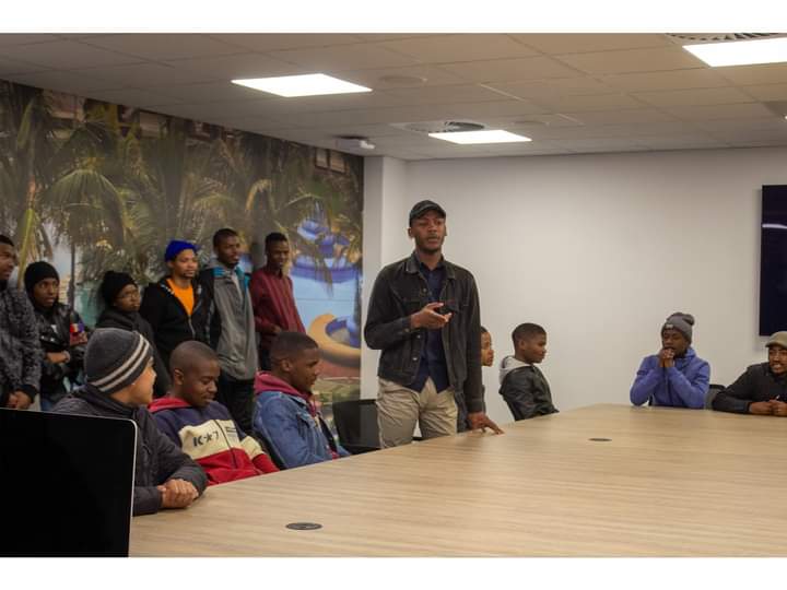 Keoi_In_Tech's tweet photo. Remember the interviews? Abantwana bam made it β€ππΎ 8 out of 11 passed and those who didn't pass the technical assessment are gonna receive one-on-one sessions from me as of tomorrow.
Donors, this is the impact you're making in our lives. Thank you so much ππΎ
#CodeTelligenceNPC https://t.co/LOrKQQnkvB