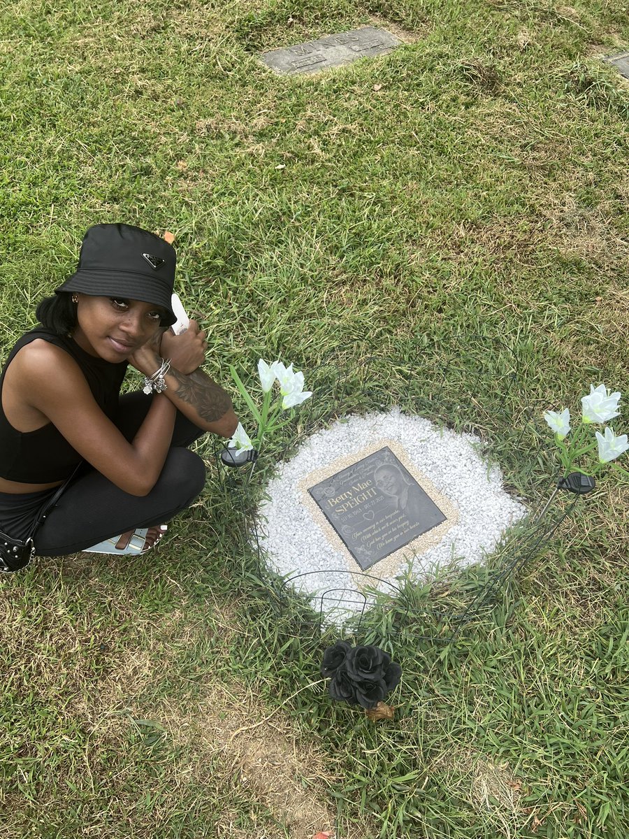 gorgeous mya tweet media