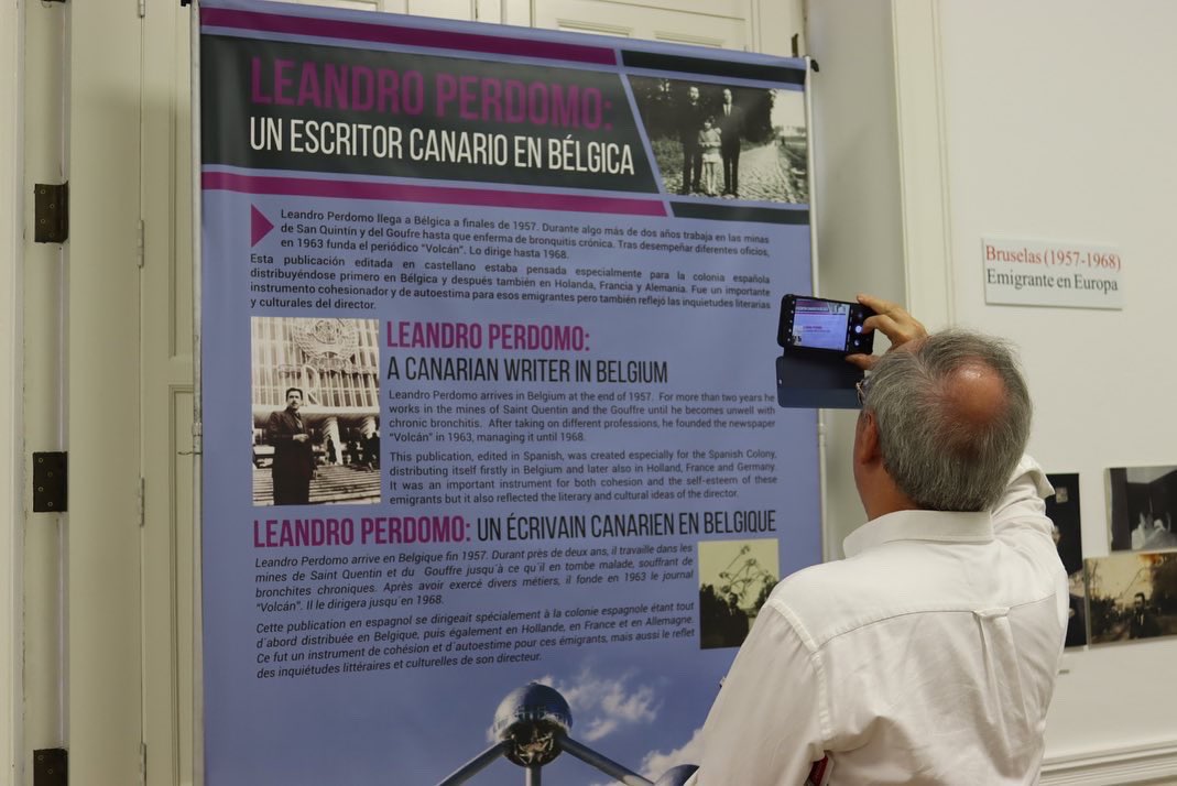 #Teguise lleva la vida y obra de Leandro Perdomo a la Biblioteca Insular de #GranCanaria 👏🏻 Hasta el 7 de octubre permanecerá la exposición sobre el escritor y periodista Hijo Adoptivo de Teguise que pasó más de una década en la ciudad de #LasPalmas