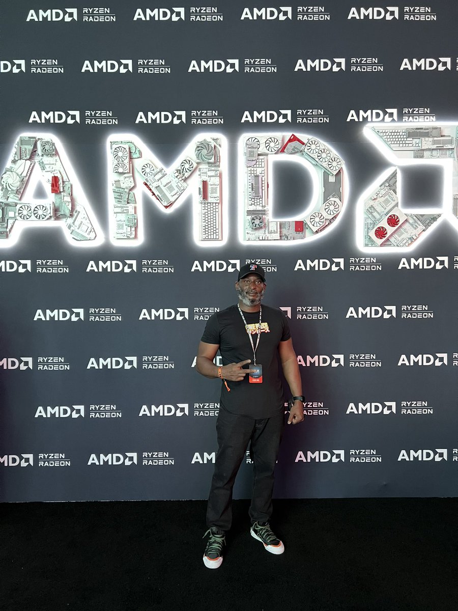 texast78's tweet photo. #AMDATPAX https://t.co/5ijtUoVdJq