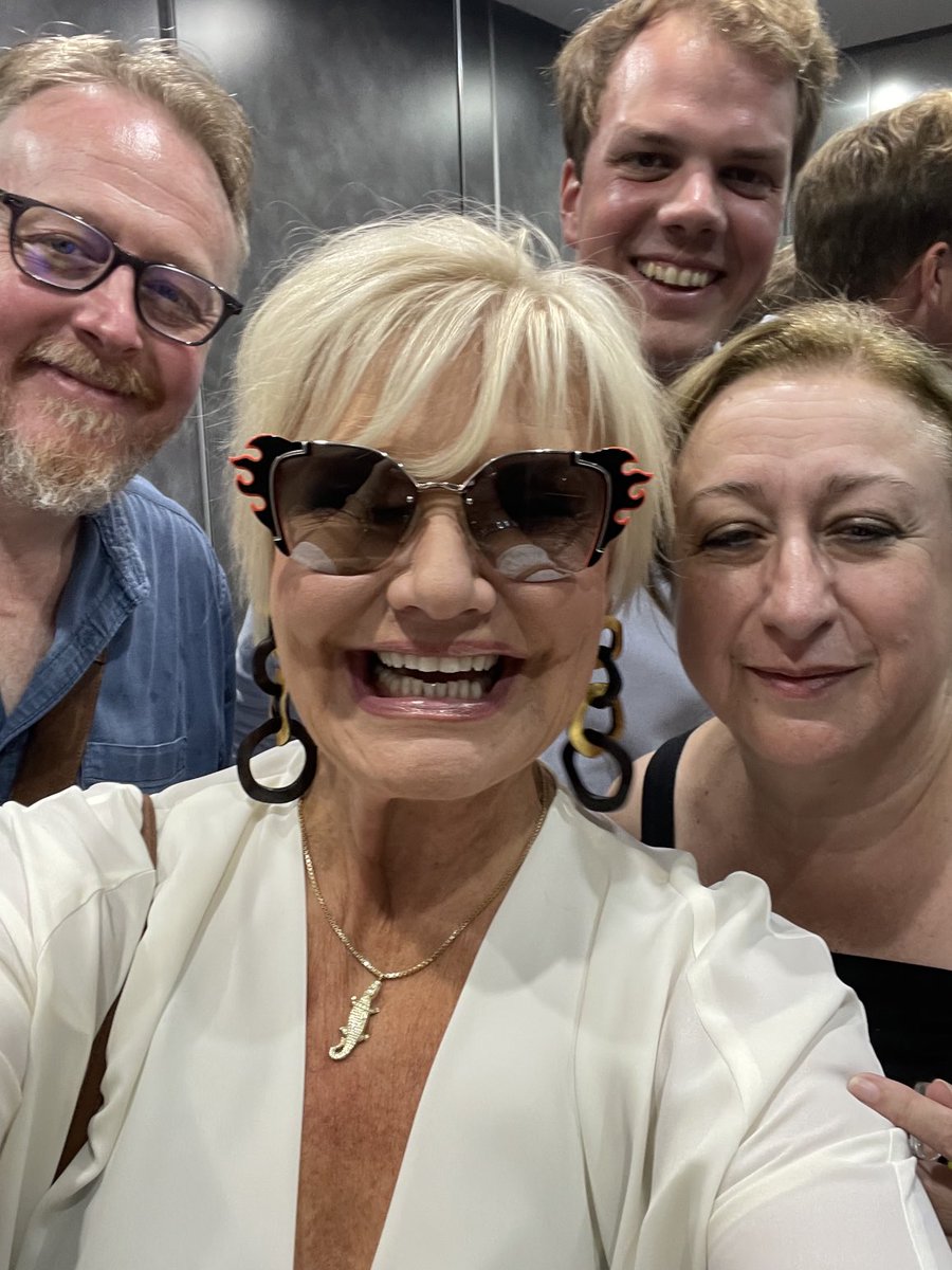 MattilaKarita's tweet photo. THANKS SO MUCH, YโALL SWEET PEOPLEโฅ๏ธ
Your all good Birthday wishes greatly appreciated & received with a BIG KISS๐ & HUG๐ค
Pic with a couple of team members after our first rehearsal at #LaBastille; lovely maestro โฆ@SYoungConductorโฉ , assistant Felix & #IanPatterson โฅ๏ธ๐ถ https://t.co/QbLMhkpaDU