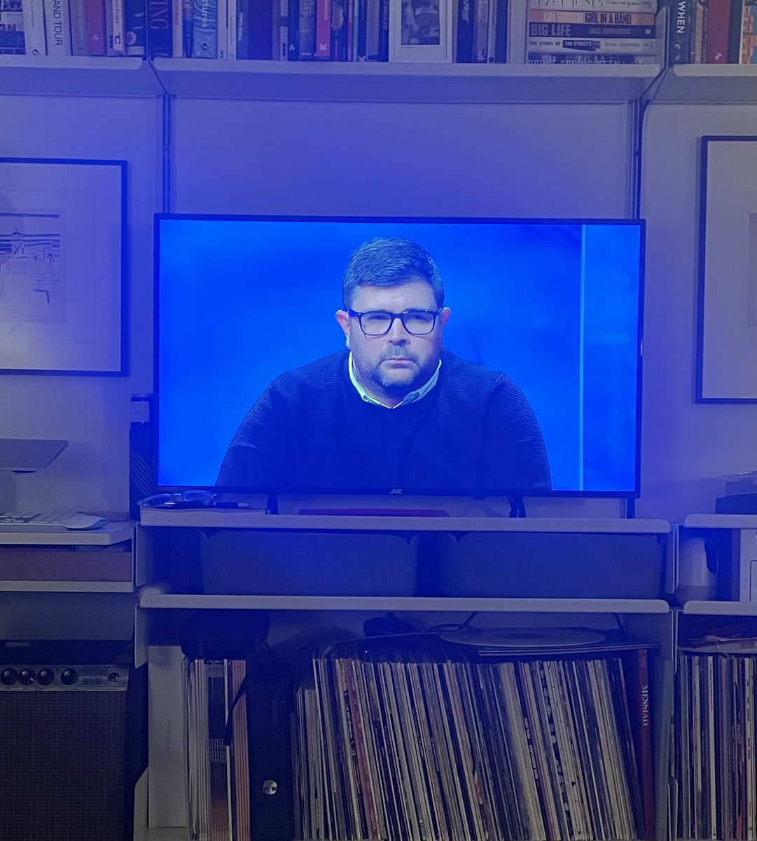 NEWBLACKUK's tweet photo. @bglendenning you have a doppelganger on #universitychallenge tonight. @maxrushden thought you might enjoy the idea of real Baz being chastised by Paxman. https://t.co/TJoGqUBf20