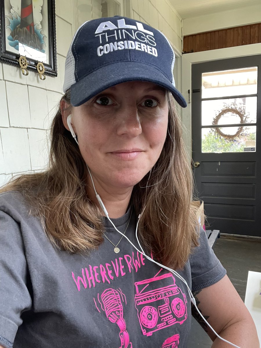 sarahhandel tweet media