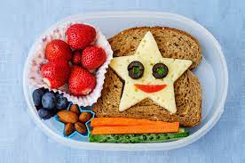 LemonKnapp's tweet photo. @gbarsoum1 I made you a lunch for your first day! https://t.co/v2yMTFLK0Q