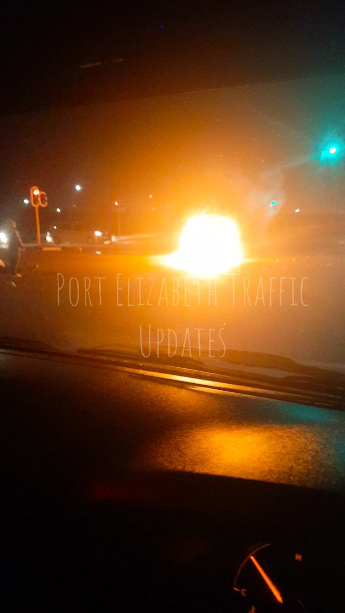 trafficupdatePE's tweet photo. Two vehicles collided R75 Ziyabuya Complex PE @FatalMoves @JanineCLee @GardmedPE @AlgoaFM @HeraldNMB @EMER_G_MED @jour_maine @ER24EMS @AccidentAwareSA @EWNTraffic @stanfromibf @ROADIMS @Netcare911_sa @EMERGCONTROL @jacquesbrand @ettiennepel @IrenePretorius5 @_ArriveAlive https://t.co/PJUL92mWaw