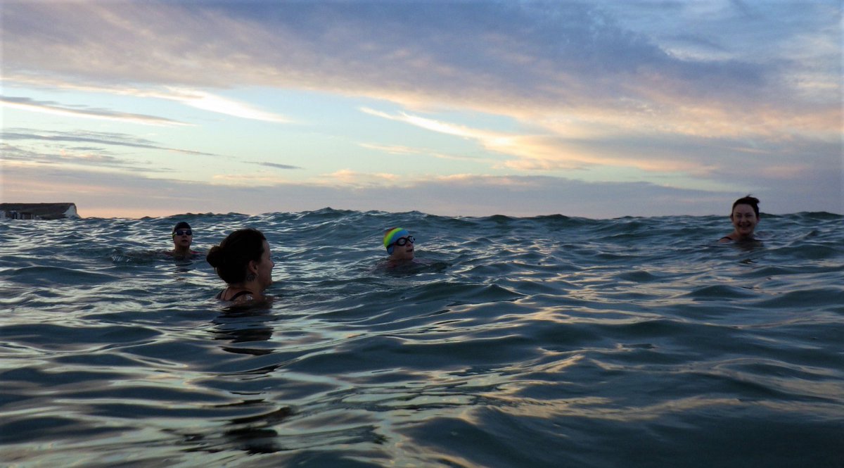 Ravilious's tweet photo. After the overnight light show @purplepuffin @PirateSuJa #Seaford #Newhaven #SeaSwimming #OpenWater #EarlySwim https://t.co/B9qxQXuA7b