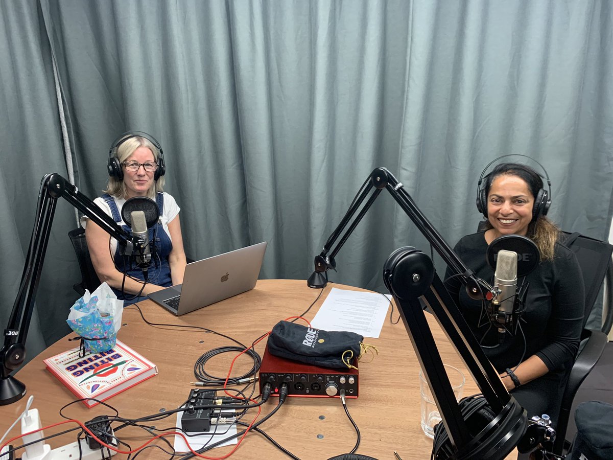 UrvashiRoe's tweet photo. So much fun recording with @olivemagazine today. The podcast is out on Friday! #BitingBiting 🌶 https://t.co/Aj41vGjYWA