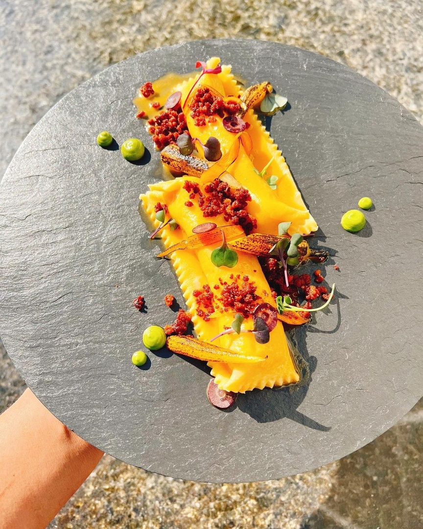 NaplesGrande's tweet photo. Prepared with love. Served with elegance ❤️✨

The Catch of the Pelican celebrates the vibrant flavor of the Gulf Coast in a relaxed-yet-sophisticated setting for nightly decadent dinners. 
 
Book your table: https://t.co/RZV5bNZpea 

📸: @chef___jc

#LifeIsGrande #ParadiseCoast https://t.co/RgAgasIakI
